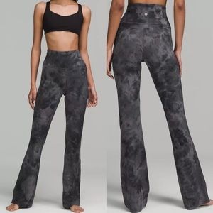 Lululemon Groove Pant 32.5” in Greay and Black Diamond Dye Size 4